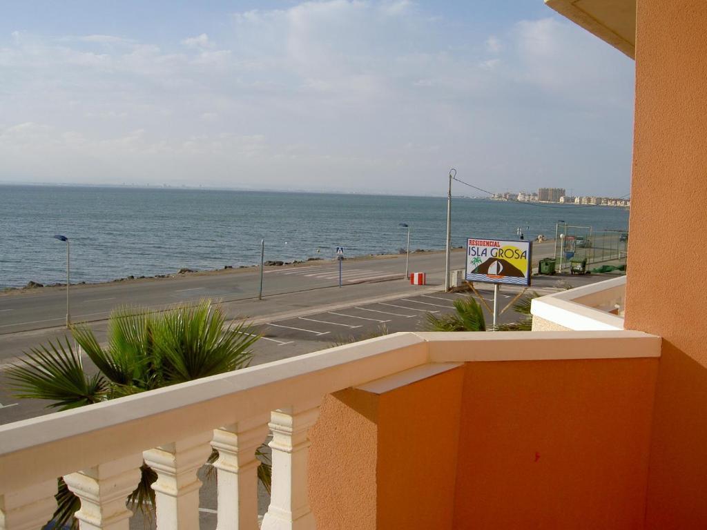 Apartamentos Turisticos Isla Grosa Ла-Манга-дель-Мар-Менор Экстерьер фото